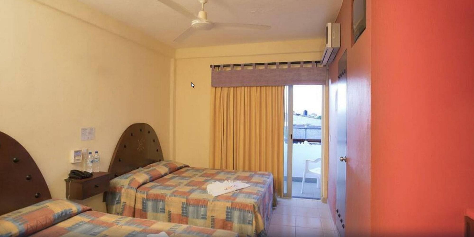 Mocali Hotel Puerto Vallarta Exterior photo