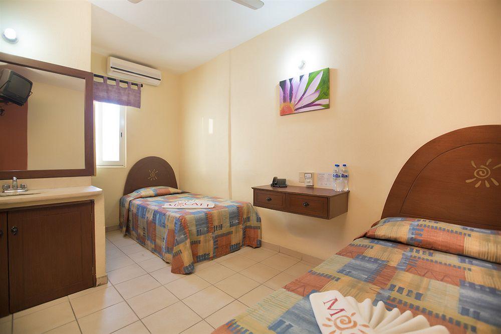 Mocali Hotel Puerto Vallarta Exterior photo