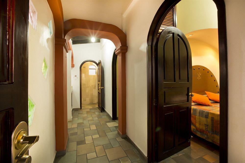 Mocali Hotel Puerto Vallarta Exterior photo